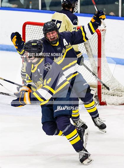 Thumbnail 2 in Rochester Adams @ Stoney Creek photogallery.