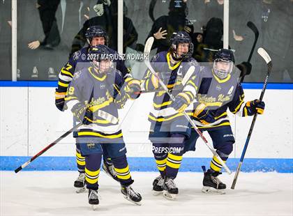 Thumbnail 2 in Rochester Adams @ Stoney Creek photogallery.