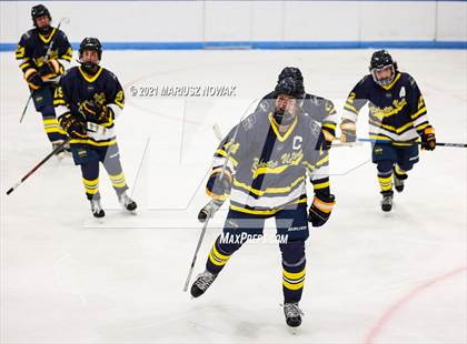Thumbnail 3 in Rochester Adams @ Stoney Creek photogallery.