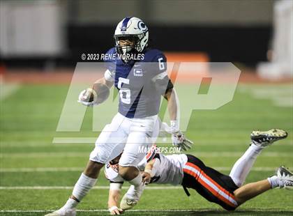 Thumbnail 3 in Los Gatos vs Central Valley Christian (CIF D2-A State Final) photogallery.
