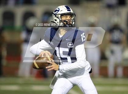Thumbnail 1 in Los Gatos vs Central Valley Christian (CIF D2-A State Final) photogallery.