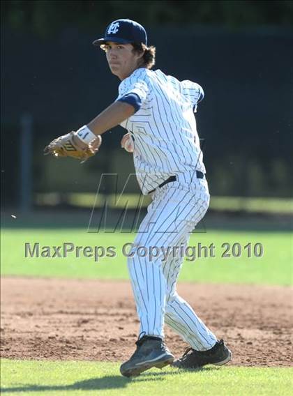 Thumbnail 2 in Palm Desert vs. Marin Catholic (Diamond Sports National Classic) photogallery.
