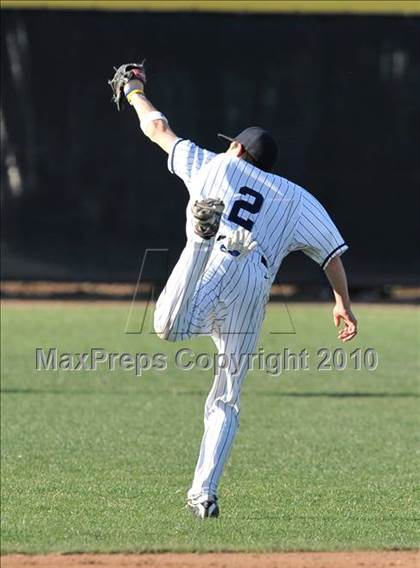 Thumbnail 2 in Palm Desert vs. Marin Catholic (Diamond Sports National Classic) photogallery.