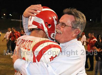 Thumbnail 2 in Servite vs. Mater Dei photogallery.
