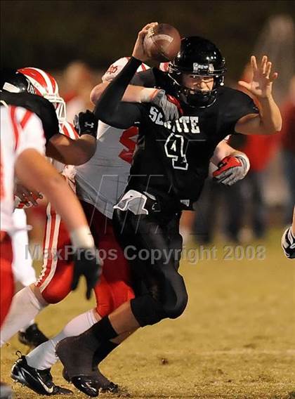 Thumbnail 3 in Servite vs. Mater Dei photogallery.