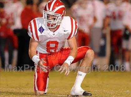 Thumbnail 3 in Servite vs. Mater Dei photogallery.