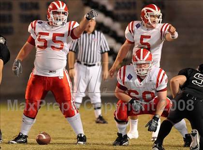 Thumbnail 3 in Servite vs. Mater Dei photogallery.
