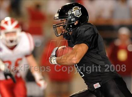 Thumbnail 3 in Servite vs. Mater Dei photogallery.