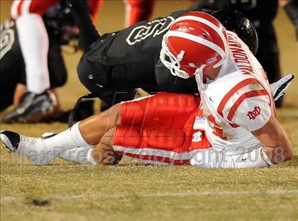 Thumbnail 2 in Servite vs. Mater Dei photogallery.