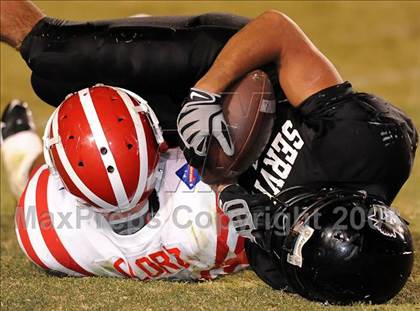 Thumbnail 2 in Servite vs. Mater Dei photogallery.