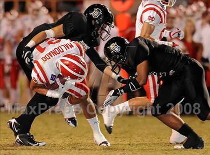 Thumbnail 2 in Servite vs. Mater Dei photogallery.