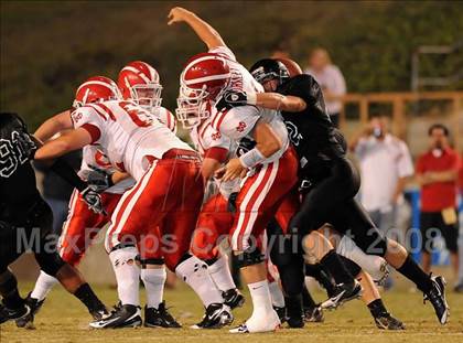 Thumbnail 2 in Servite vs. Mater Dei photogallery.