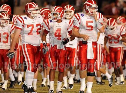 Thumbnail 3 in Servite vs. Mater Dei photogallery.