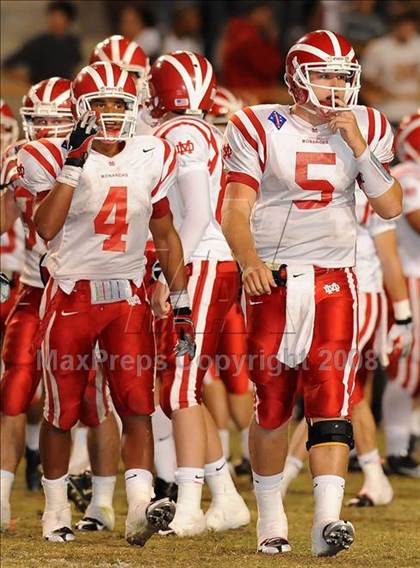 Thumbnail 2 in Servite vs. Mater Dei photogallery.