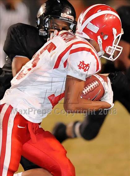 Thumbnail 3 in Servite vs. Mater Dei photogallery.