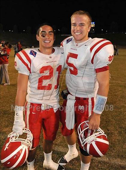 Thumbnail 1 in Servite vs. Mater Dei photogallery.