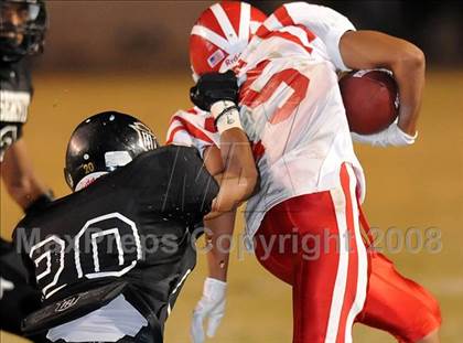 Thumbnail 3 in Servite vs. Mater Dei photogallery.