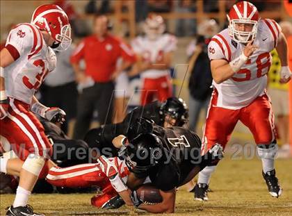 Thumbnail 2 in Servite vs. Mater Dei photogallery.