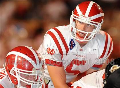 Thumbnail 3 in Servite vs. Mater Dei photogallery.