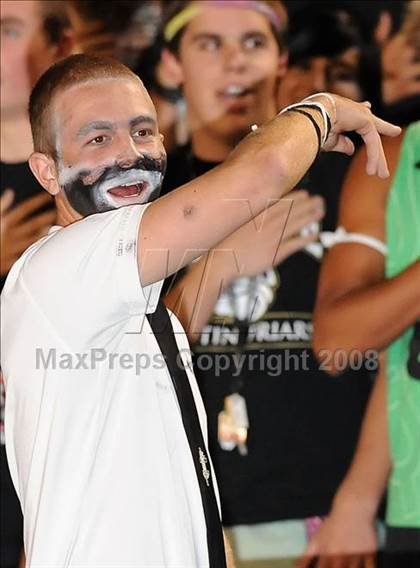 Thumbnail 3 in Servite vs. Mater Dei photogallery.