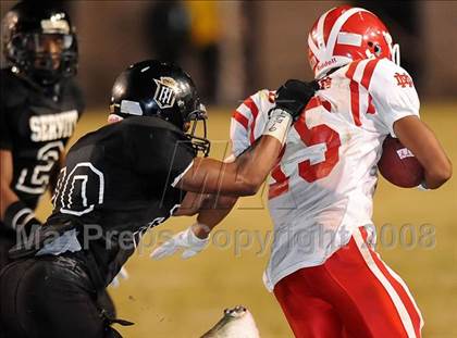 Thumbnail 2 in Servite vs. Mater Dei photogallery.