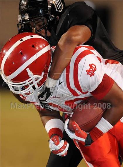 Thumbnail 1 in Servite vs. Mater Dei photogallery.