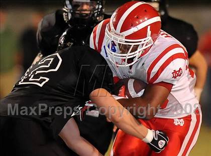 Thumbnail 2 in Servite vs. Mater Dei photogallery.
