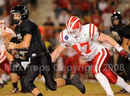 Thumbnail 1 in Servite vs. Mater Dei photogallery.