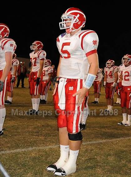 Thumbnail 3 in Servite vs. Mater Dei photogallery.