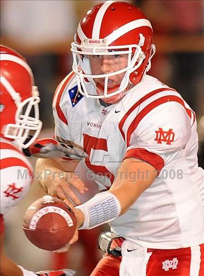 Thumbnail 1 in Servite vs. Mater Dei photogallery.