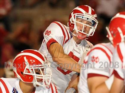 Thumbnail 2 in Servite vs. Mater Dei photogallery.