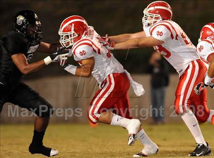 Thumbnail 2 in Servite vs. Mater Dei photogallery.