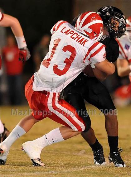 Thumbnail 3 in Servite vs. Mater Dei photogallery.