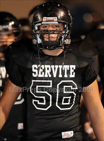 Thumbnail 3 in Servite vs. Mater Dei photogallery.