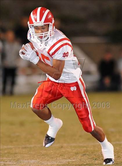 Thumbnail 2 in Servite vs. Mater Dei photogallery.