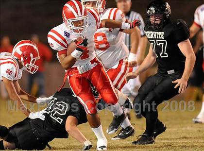 Thumbnail 1 in Servite vs. Mater Dei photogallery.