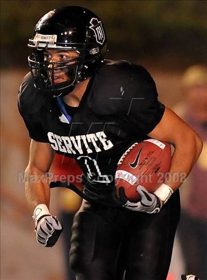 Thumbnail 3 in Servite vs. Mater Dei photogallery.