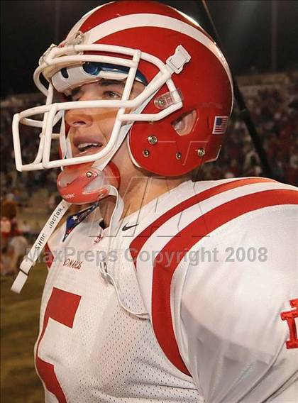 Thumbnail 1 in Servite vs. Mater Dei photogallery.