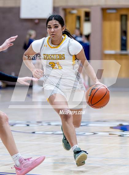 Thumbnail 2 in Foothill vs. Yuba City (Chavez Christmas Classic) photogallery.