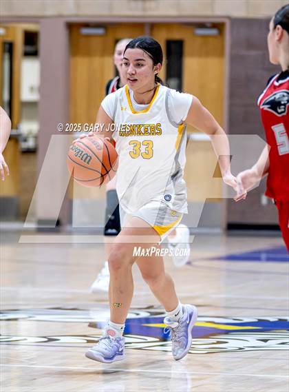 Thumbnail 2 in Foothill vs. Yuba City (Chavez Christmas Classic) photogallery.