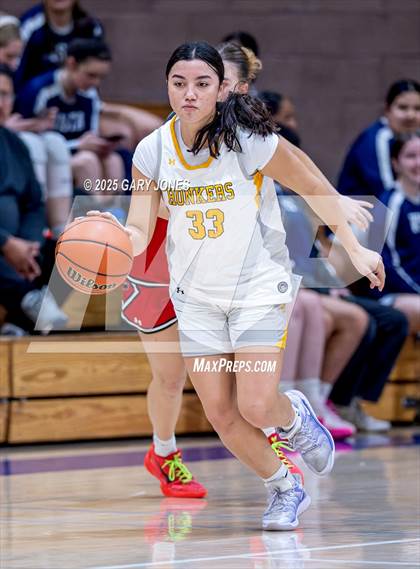 Thumbnail 1 in Foothill vs. Yuba City (Chavez Christmas Classic) photogallery.