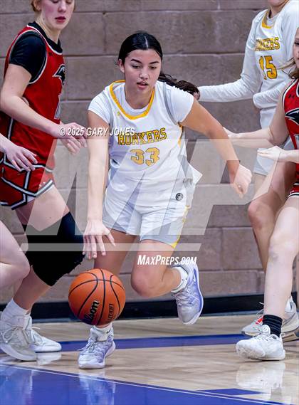 Thumbnail 3 in Foothill vs. Yuba City (Chavez Christmas Classic) photogallery.