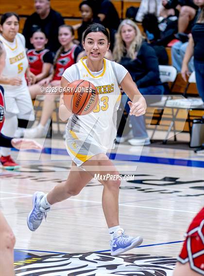 Thumbnail 3 in Foothill vs. Yuba City (Chavez Christmas Classic) photogallery.