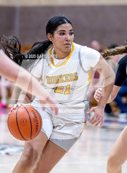 Thumbnail 1 in Foothill vs. Yuba City (Chavez Christmas Classic) photogallery.