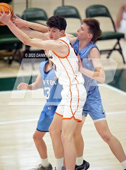 Thumbnail 2 in Murray vs. Layton photogallery.