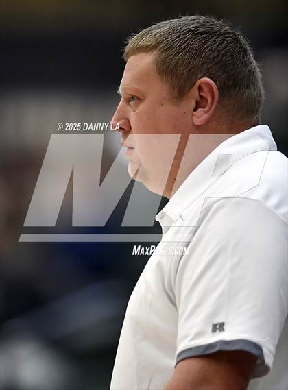 Thumbnail 1 in Murray vs. Layton photogallery.