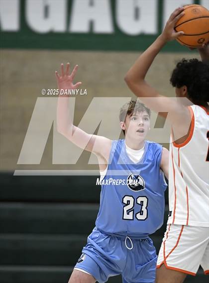 Thumbnail 2 in Murray vs. Layton photogallery.