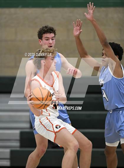 Thumbnail 2 in Murray vs. Layton photogallery.