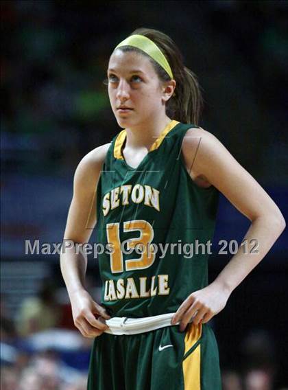 Thumbnail 2 in York Catholic vs. Seton LaSalle (PIAA AAA Final) photogallery.