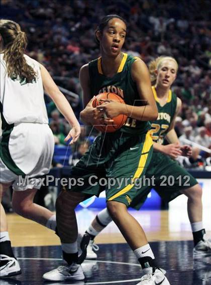 Thumbnail 3 in York Catholic vs. Seton LaSalle (PIAA AAA Final) photogallery.